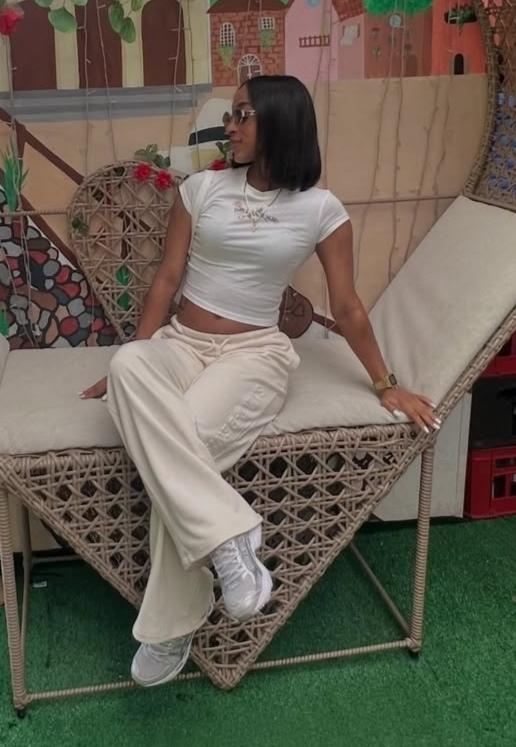 652666421: Chica busca chico en Badajoz