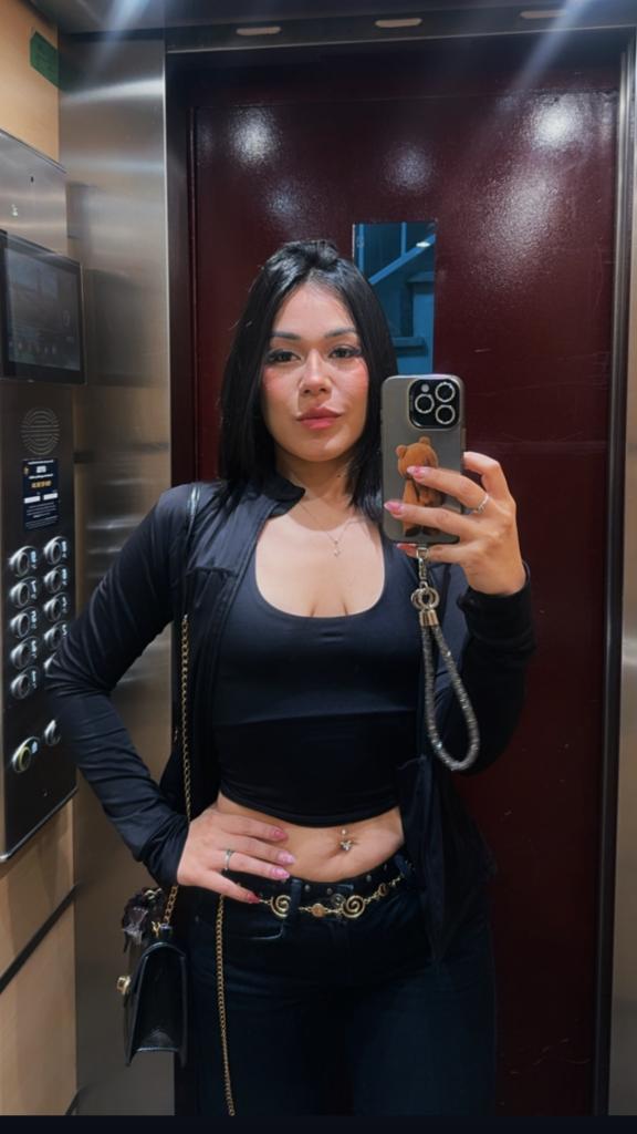 Chica busca chico en Tenerife: 