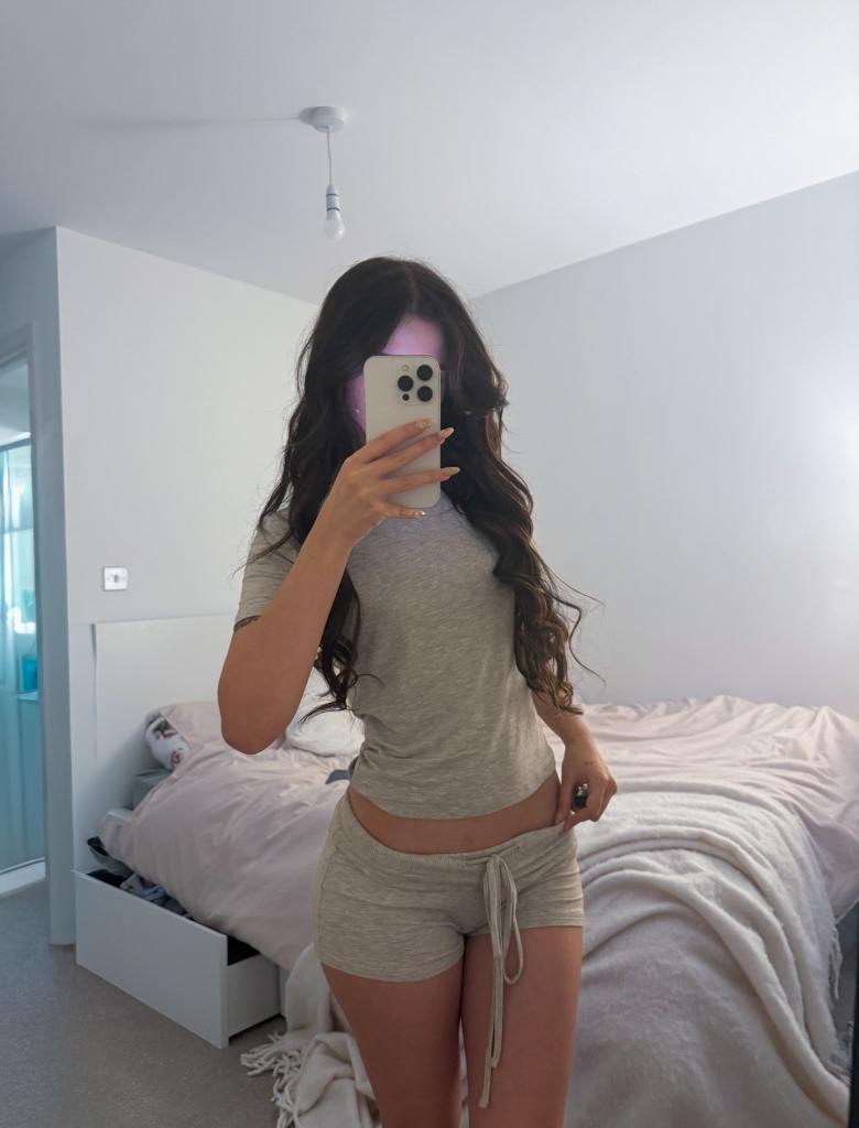 613975447: Chica busca chico en Alicante