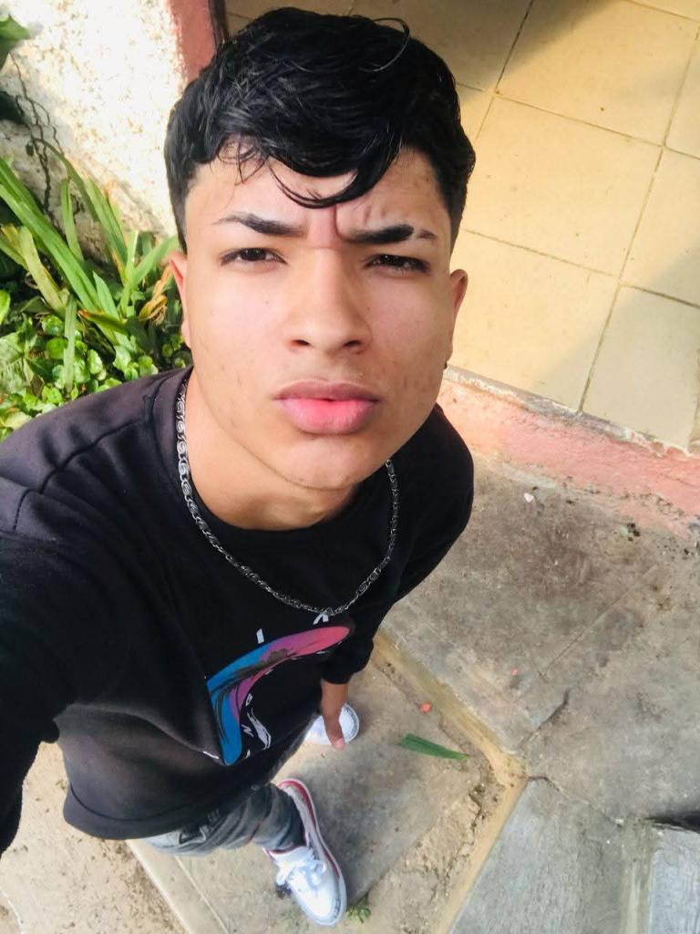 634720690: Chico busca chica en Tenerife