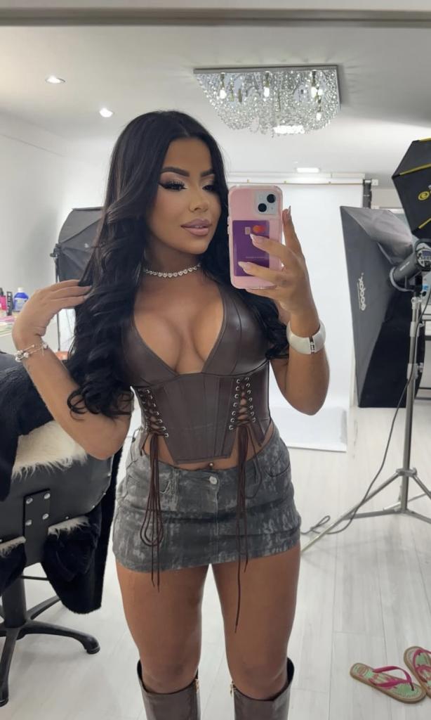 623707100: Chica busca chico en Tenerife