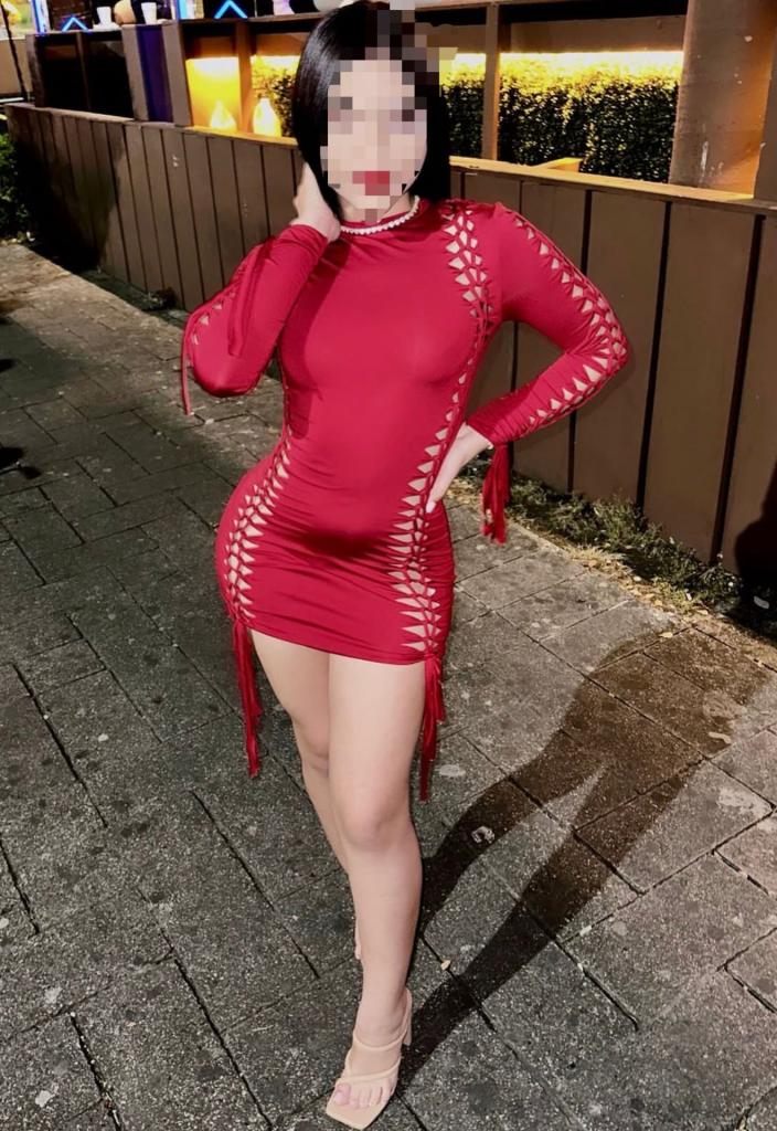 Chica busca chico en Cádiz: 