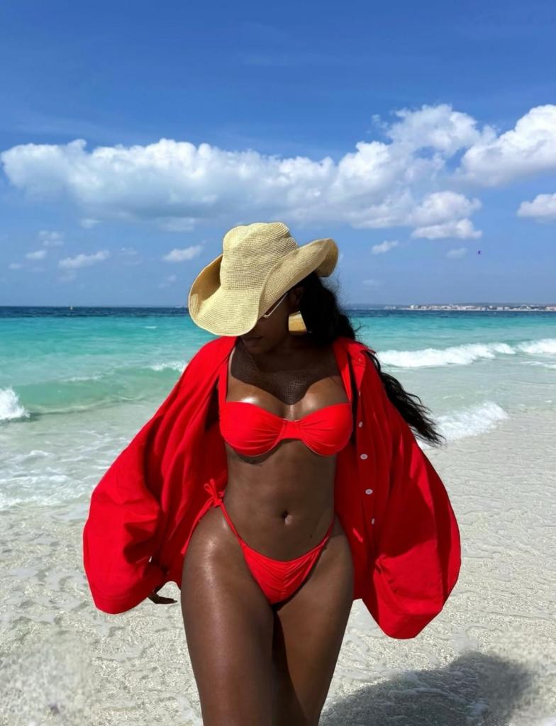 694282726: Chica busca chico en Mallorca