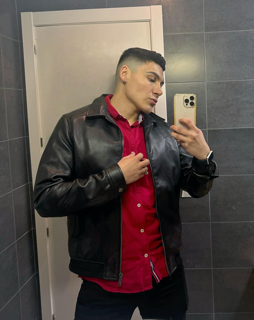 688753947: Chico busca chica en Alicante