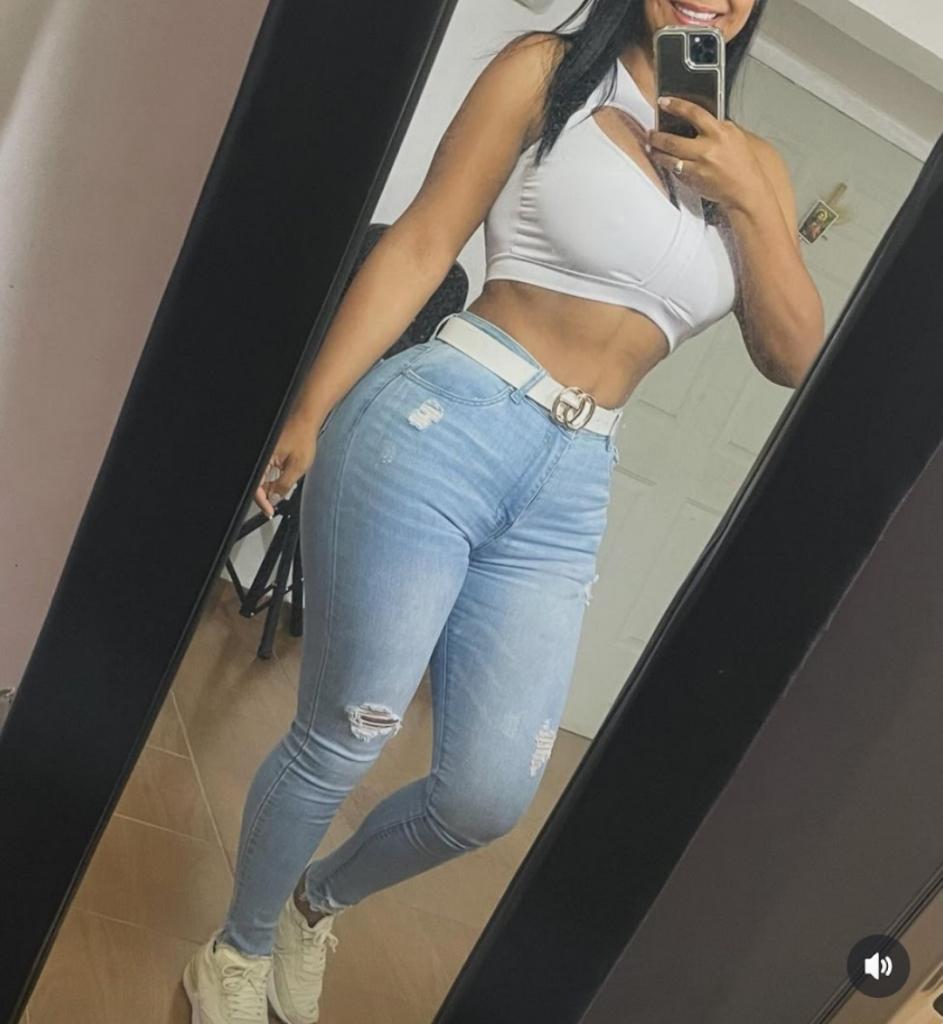 672833776: Chica busca chico en Pontevedra