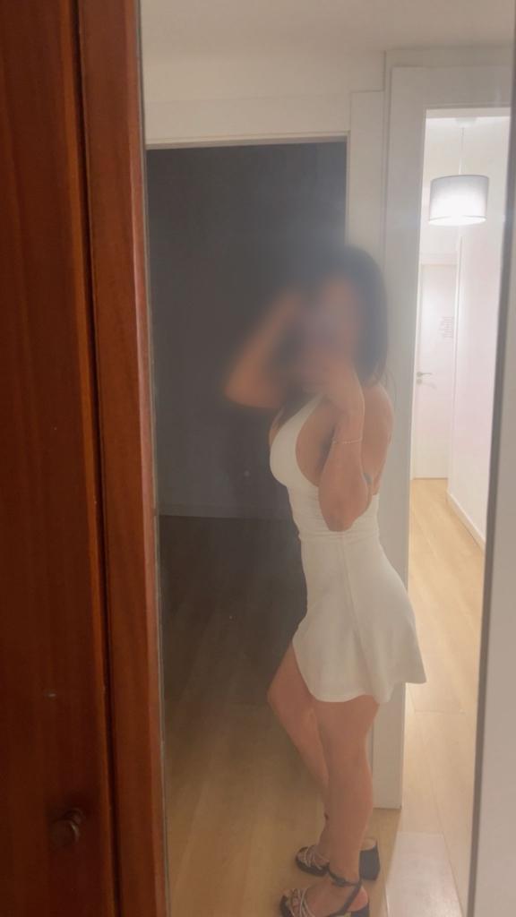 604374308: Chica busca chico en Cantabria
