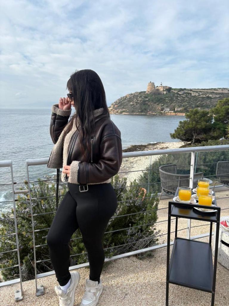 Chica busca chico en Alicante: 