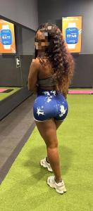 677315283: Chica busca chico en Cádiz