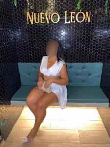 623556841: Chica busca chico en Murcia