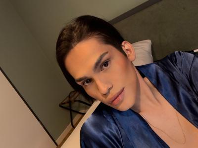 607157425: Chico busca chica en Asturias