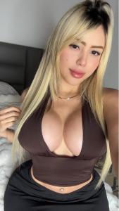 637716472: Chica busca chico en Orense