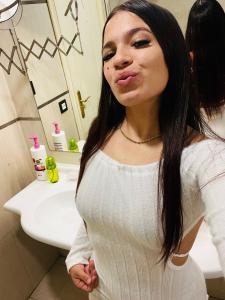 646237641: Chica busca chico en Madrid