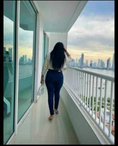 742020815: Chica busca chico en Tenerife