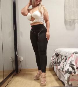 643053749: Chica busca chico en Madrid