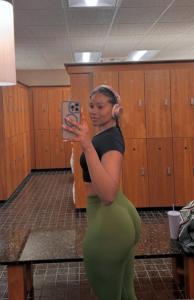 633826682: Chica busca chico en La Coruña