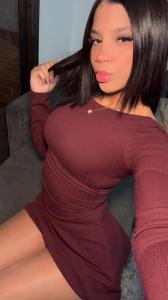 667720305: Chica busca chico en Valencia