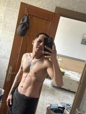 664403802: Chico busca chica en Badajoz