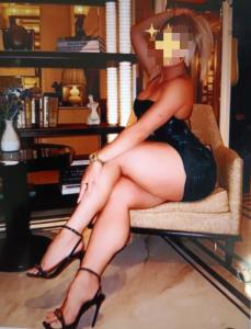 670638403: Chica busca chico en Cádiz