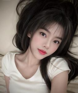 697304548: Chica busca chico en Barcelona