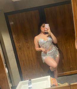 645564007: Chica busca chico en Barcelona