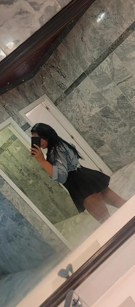 686179458: Chica busca chico en La Coruña