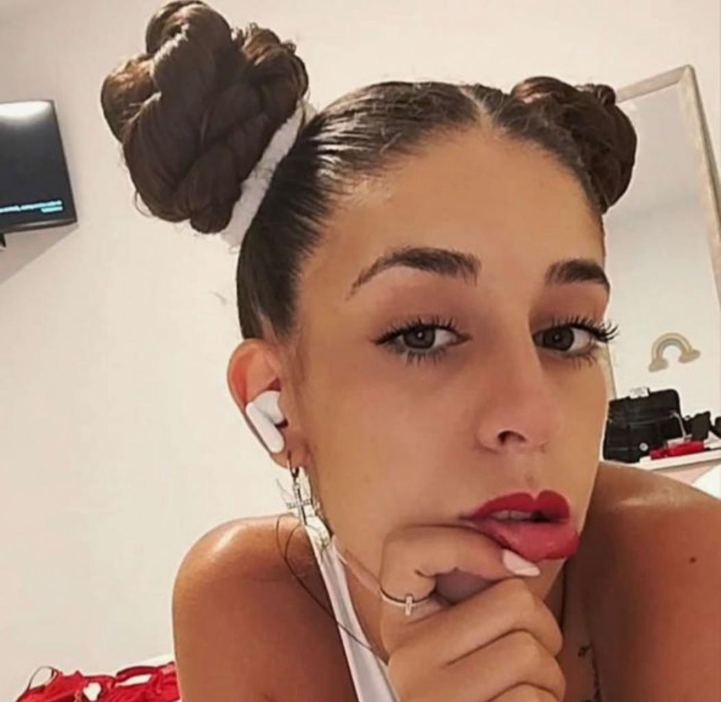 Chica busca chico en Sevilla: 