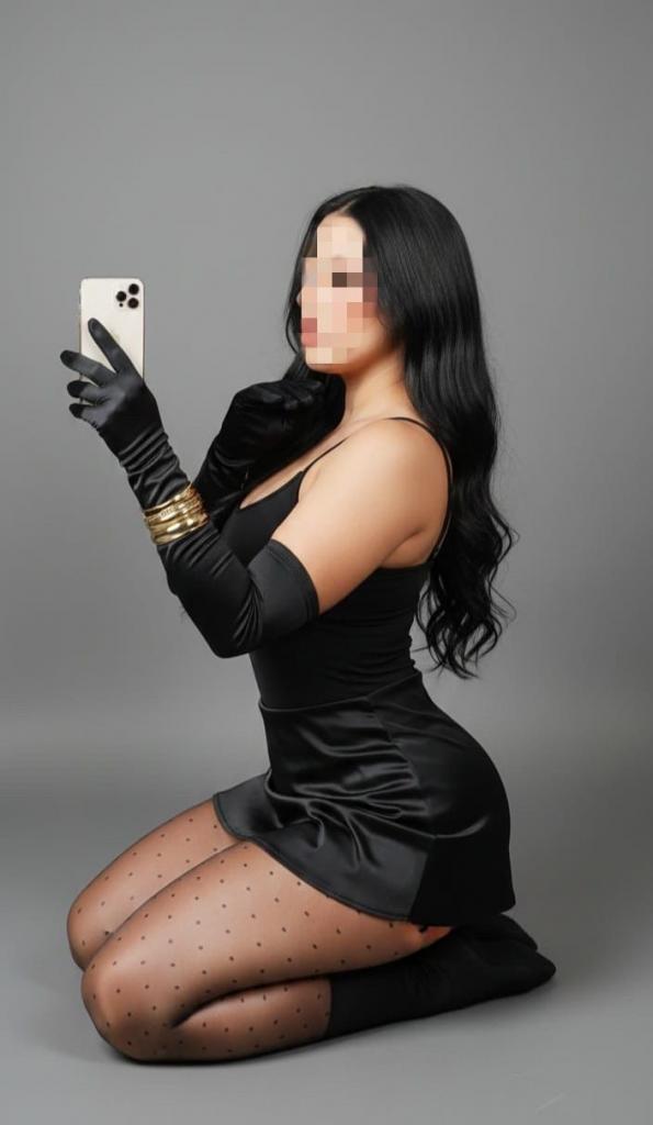 602435700: Chica busca chico en Gerona