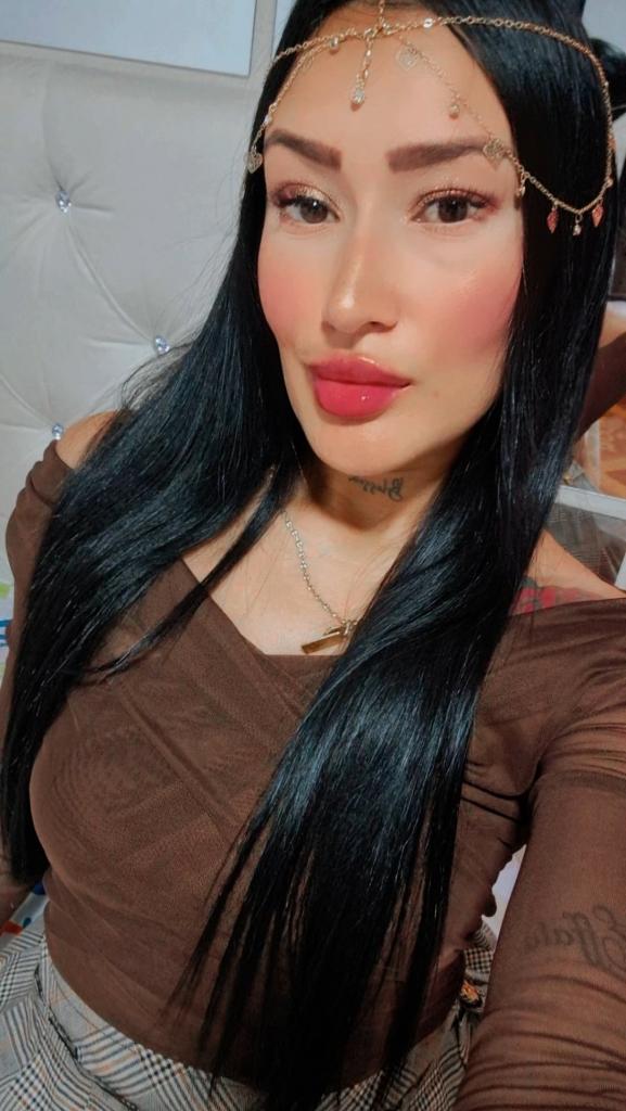 613506245: Chica busca chico en Zaragoza