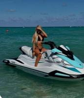 643712460: Chica busca chico en La Coruña