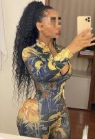 663186087: Chica busca chico en Sevilla