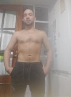 627935668: Chico busca chica en La Coruña