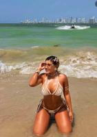 631445336: Chica busca chico en Badajoz