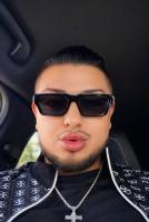 614569337: Chico busca chica en Cádiz