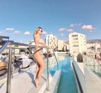 637952355: Chica busca chico en Málaga