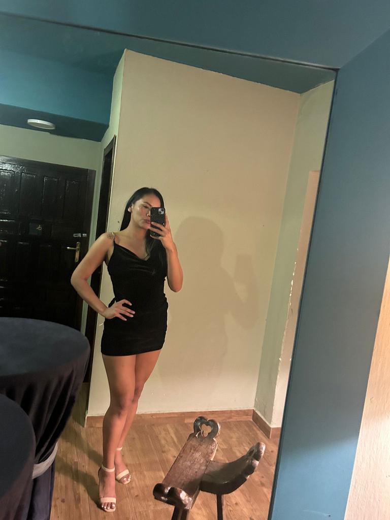 637952355: Chica busca chico en Málaga