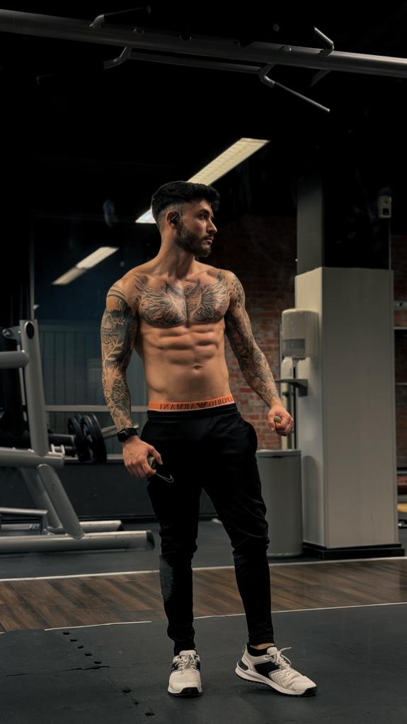 604832533: Chico busca chica en Madrid