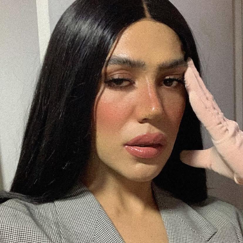 605231407: Travesti en Barcelona