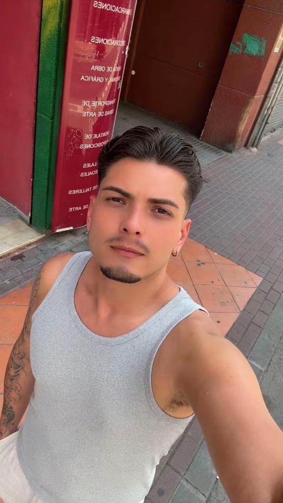 Chico busca chica en Zaragoza: 