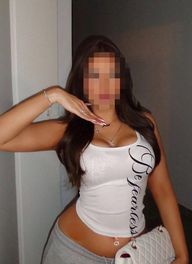 643476465: Chica busca chico en Mallorca