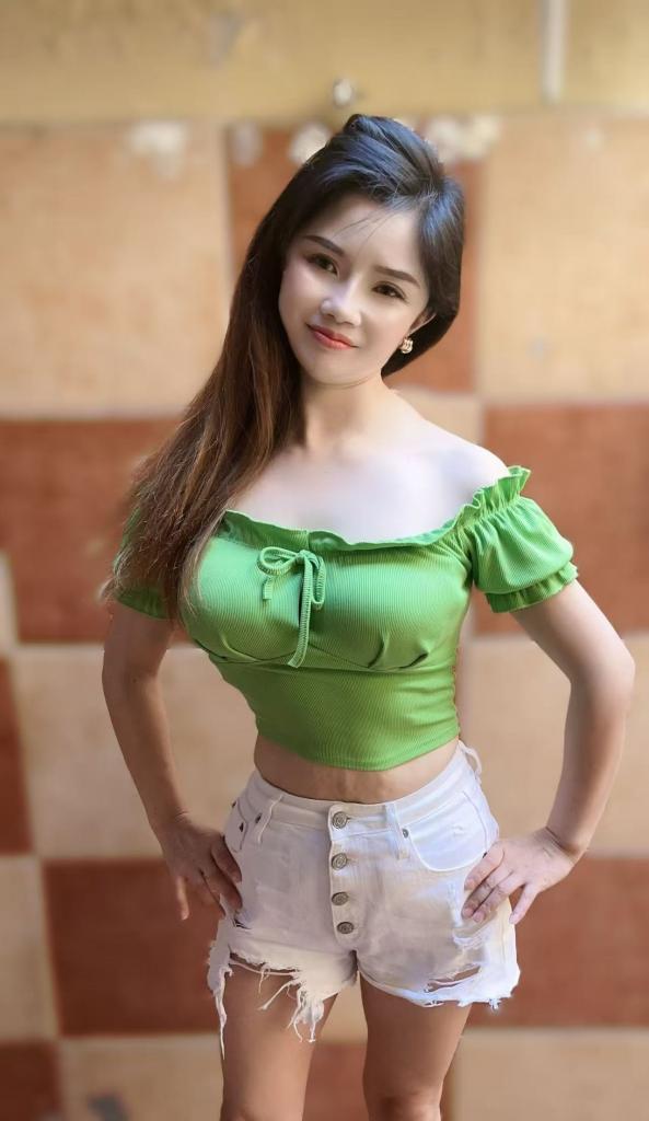 678666777: Chica busca chico en Zaragoza