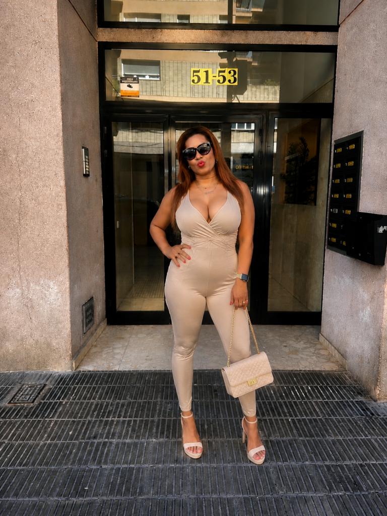 631796774: Chica busca chico en Navarra