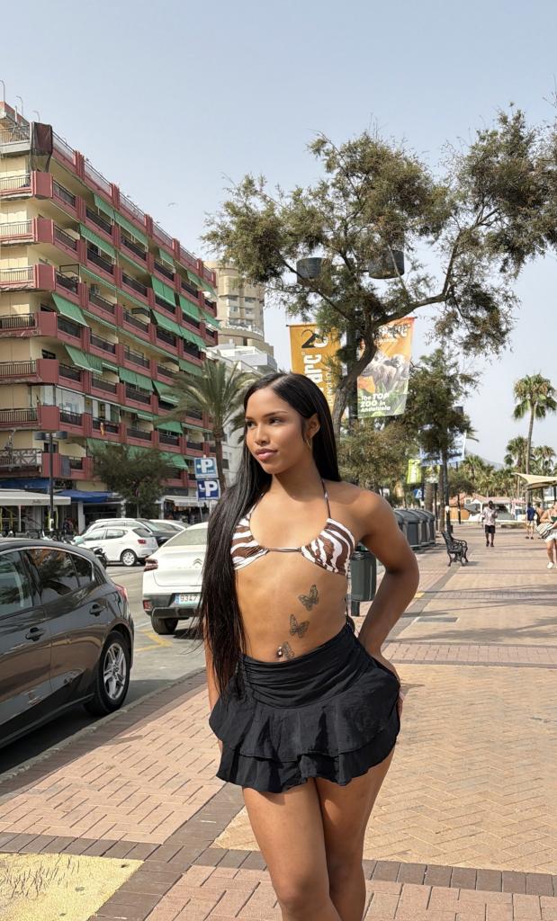 643729947: Transexual en Barcelona