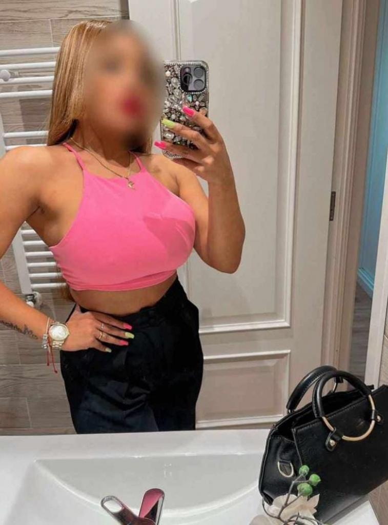 634049440: Chica busca chico en Lugo