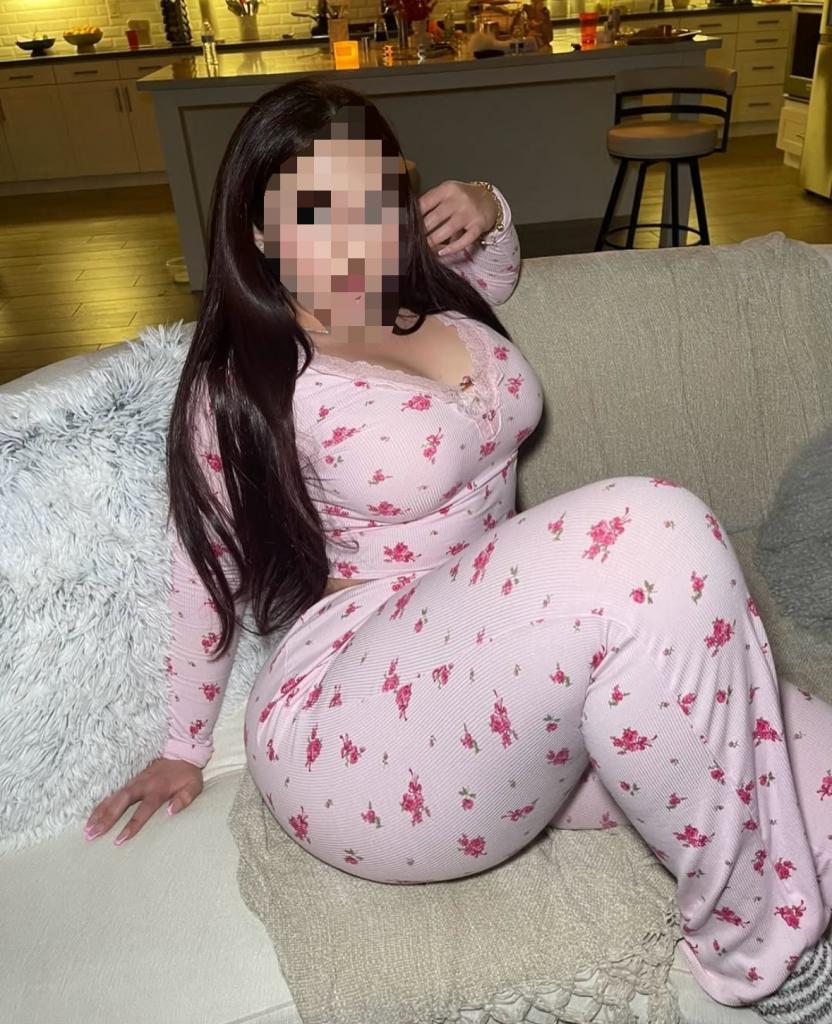 642022720: Chica busca chico en Lérida