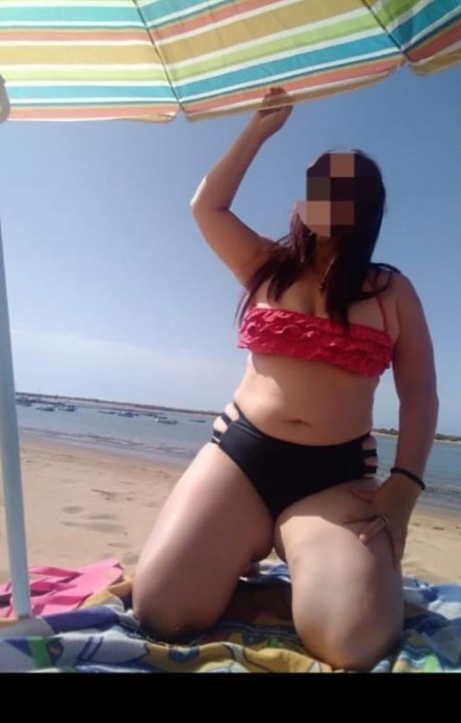 Chica busca chico en Huelva: 