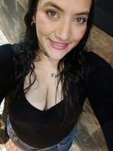611295048: Chica busca chico en Navarra