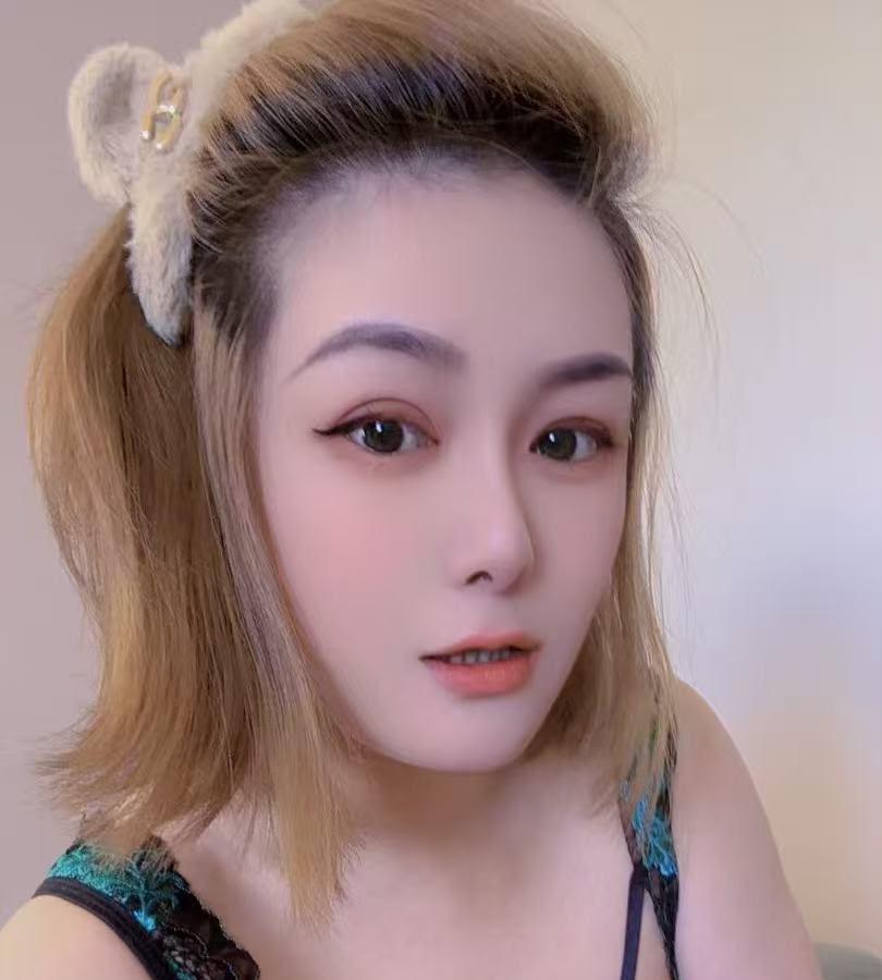Chica busca chico en Barcelona: Chica busca chico