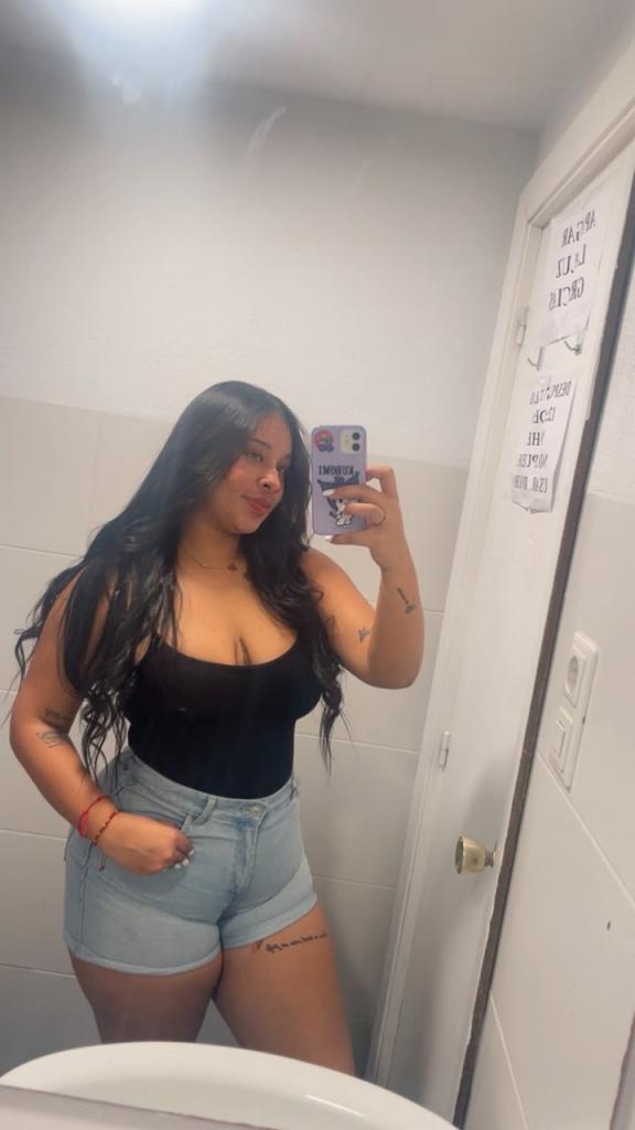Chica busca chico en Almería: 