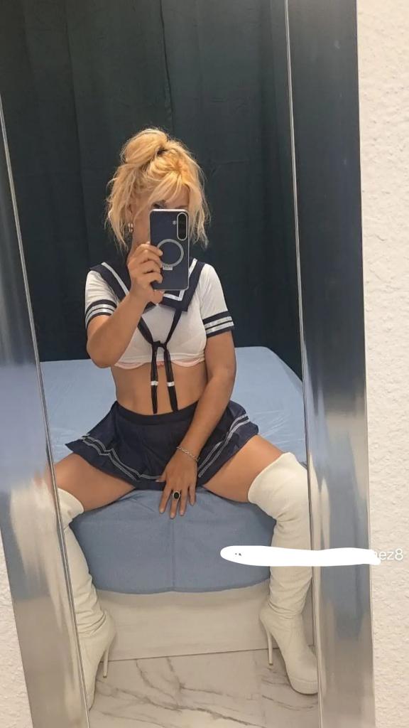 Chica busca chico en Almería: 