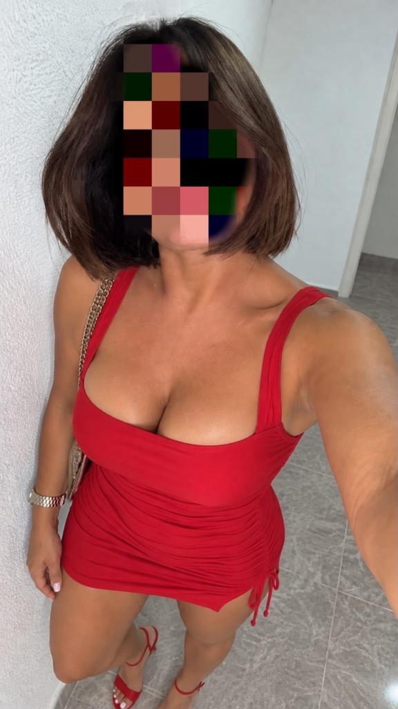 Chica busca chico en Murcia: Chica busca chico